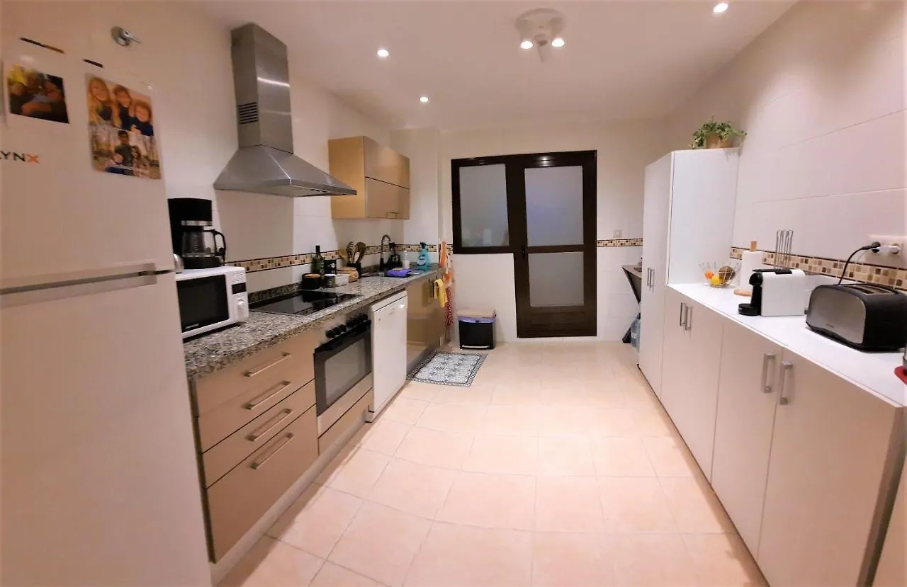 A Golf & Beach Chez Pascale Et Alain Alcaidesa Apartment